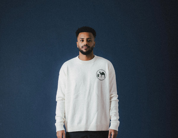 ICONIC LOGO KNIT SWEATER - CREAMY